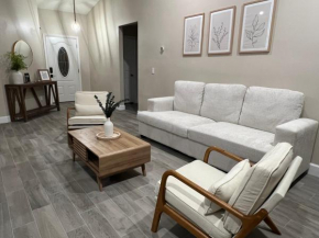 Magical Getaway Near Disney 4BD-2BTH Home